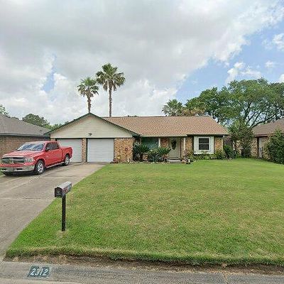 2312 Cambridge Ct S, League City, TX 77573