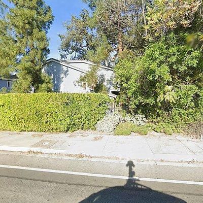 23163 Mulholland Dr, Woodland Hills, CA 91364