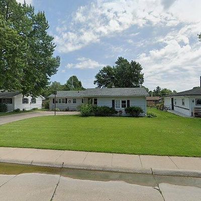 2427 Del Monte Ave, Grand Island, NE 68803