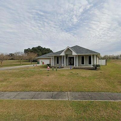 219 Beau Place Blvd, Des Allemands, LA 70030