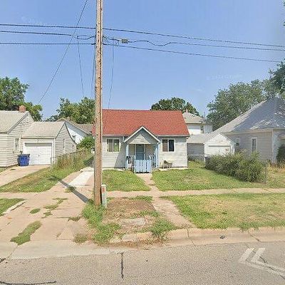 220 Old Main St, Newton, KS 67114