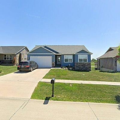 2911 James Pkwy Sw, Cedar Rapids, IA 52404