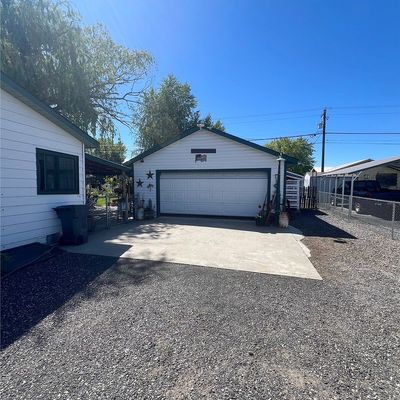 301 W Locust St, Coulee City, WA 99115