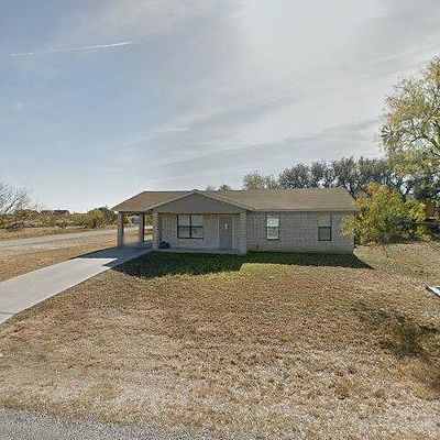 301 W Duncan Ave, Mertzon, TX 76941