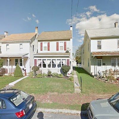 27 S Callowhill St, Topton, PA 19562