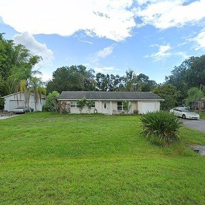 2720 Lucy Ln, Fort Pierce, FL 34981