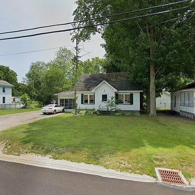 2732 Maple St, North Kingsville, OH 44068