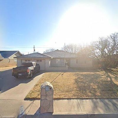 320 Douglas St, Hereford, TX 79045