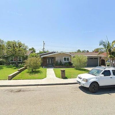 3229 Nebraska Pl, Costa Mesa, CA 92626