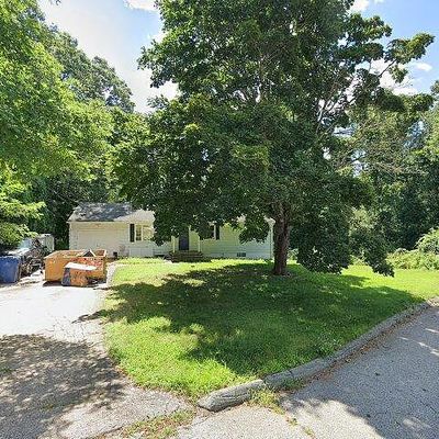 35 Ventura Dr, Oakdale, CT 06370