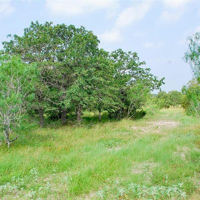 3040 County Rd 397, Moulton, TX 77975