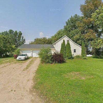 309 Dakota Ave N, Saint Hilaire, MN 56754