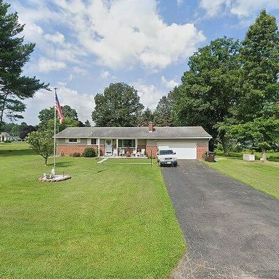 318 S Church St, Harrisville, PA 16038