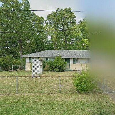 32 Kent Dr, Rossville, GA 30741