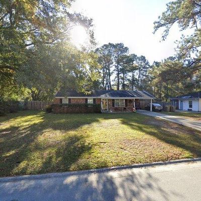 385 Piercefield Dr, Richmond Hill, GA 31324