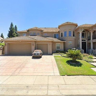 4 E Harbor Ct, Sacramento, CA 95831