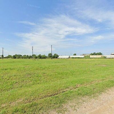 403 Turkey Ln, Victoria, TX 77905