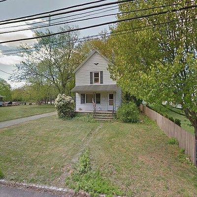 41 Eatondale Ave, Blue Point, NY 11715