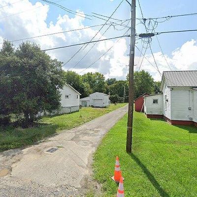 41 Thurman Ave, Buckhannon, WV 26201