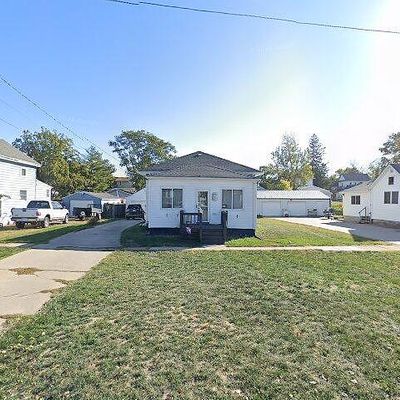 412 E 3 Rd St S, Newton, IA 50208