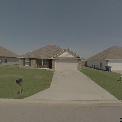 3726 Churchill Dr, Jonesboro, AR 72404