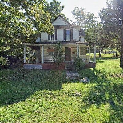 45 Douglas St, Belington, WV 26250