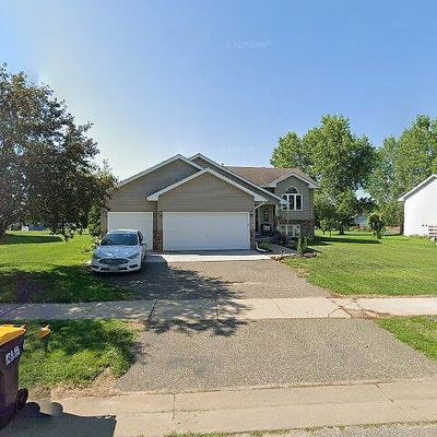 455 Overlook Dr, Ellsworth, WI 54011