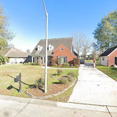 46 Bocage Dr, Destrehan, LA 70047