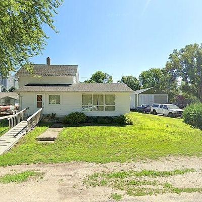 4684 Goldenrod Ave, Toeterville, IA 50481