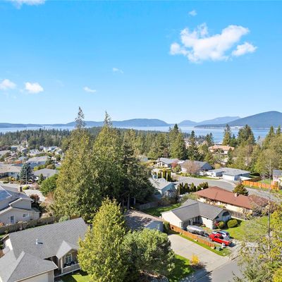 4721 Cypress Dr, Anacortes, WA 98221