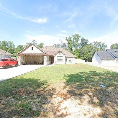 489 N Sanders St, White Oak, TX 75693