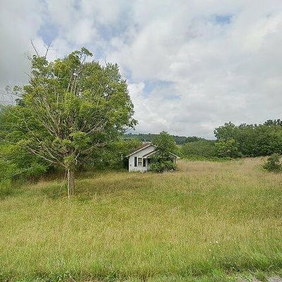 490 Flat Top Rd, Shady Spring, WV 25918