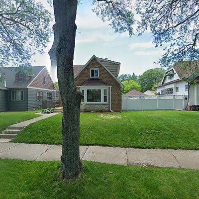 4937 W Medford Ave, Milwaukee, WI 53216