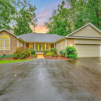 4222 Lakeview Pkwy, Locust Grove, VA 22508