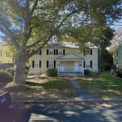 43 Summer St, Waterford, CT 06385