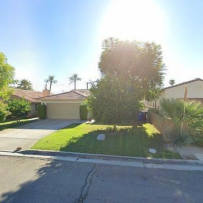 52050 Avenida Mendoza, La Quinta, CA 92253