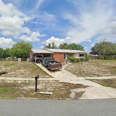 521 Hollyhock Ln, Spring Hill, FL 34606