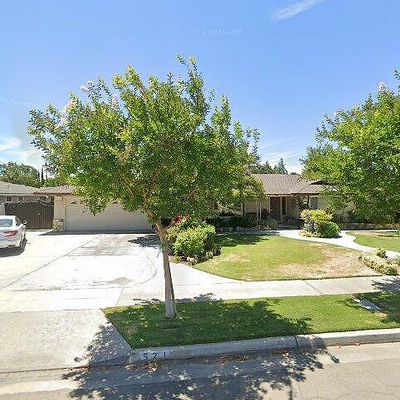 521 W Morris Ave, Fresno, CA 93704