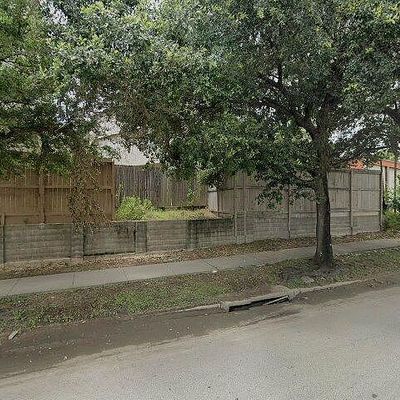 5309 Avenue J, Houston, TX 77011