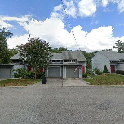 5482 Stanford Rd, Jacksonville, FL 32207