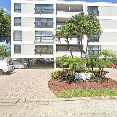 5495 Ne 25 Th Ave #404, Fort Lauderdale, FL 33308