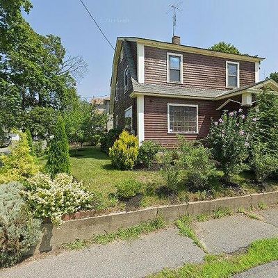 561 Brook St, Clinton, MA 01510