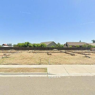 5630 Landon Ln, Riverbank, CA 95367