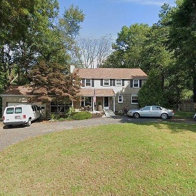 500 Oakcrest Ln, Wallingford, PA 19086