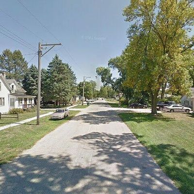 504 North St, Kirkland, IL 60146