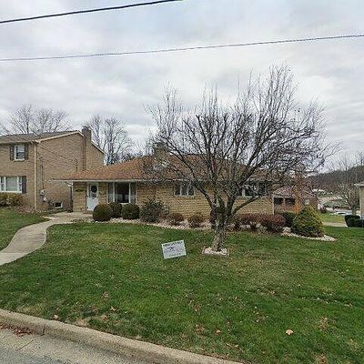 506 Maple St, Jeannette, PA 15644