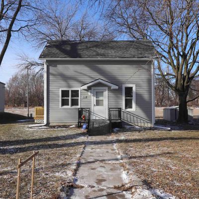 510 N Oakland Ave, Oakland, NE 68045