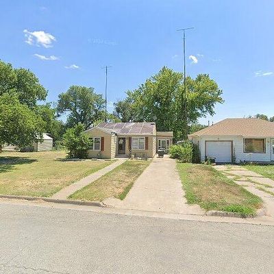 611 W 7 Th St, La Crosse, KS 67548