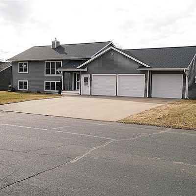 616 Skyview Ave, Cameron, WI 54822