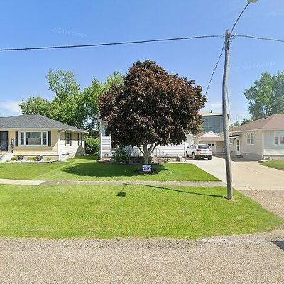 622 Evergreen St, Norway, IA 52318